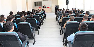 Liselilere Ahilik Kültürü ve Kardeşlik Ahlakı Konferansı 