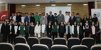 Macit Zeren Fen Lisesi’nde “Peygamberimiz ve Şahsiyet İnşası” Konferansı