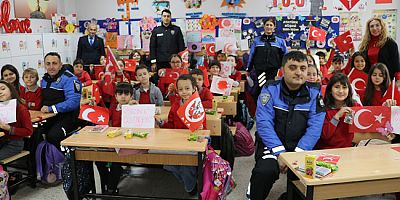 Mektup Yazan Miniklere Polislerden Teşekkür Ziyareti
