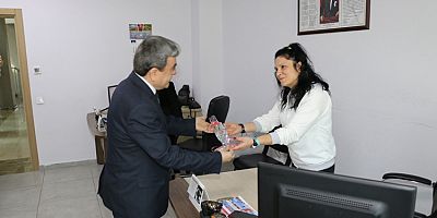 MEM Müdürü Türkmen Kadın Personellerin Gününü Kutladı