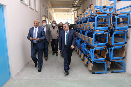 Mesleki Ve Teknik Anadolu Lisesinde İncelemede Bulundu