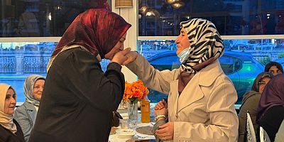 MHP Amasya İl Başkanlığı Anneleri Unutmadı