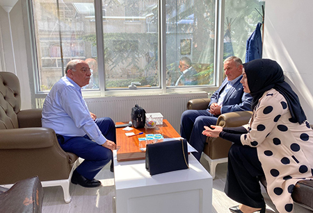 Milletvekili Karahocagil Vatandaşları Dinledi