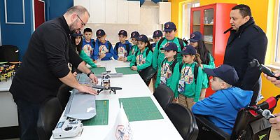 Minik Öğrencilerden Teknofest Kulübü’ne Ziyaret