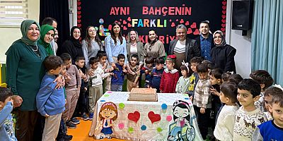 Miniklerin El İzleriyle Farkındalık Mesajı: “Aynı Bahçenin Farklı Çiçekleriyiz”