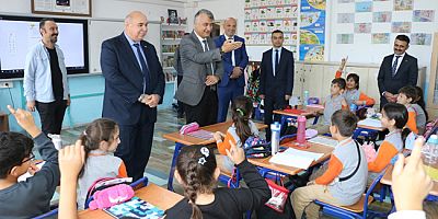 Müdür Katipoğlu; Gümüşhacıköy Hasan Coci Anadolu Lisesini Ziyaret Etti