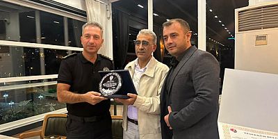 Müdür Saraç, Emekli Polis Memuruna Anlamlı Bir Veda Düzenledi