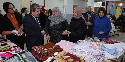 Müdür Türkmen Kermesin Açılışını Gerçekleştirdi