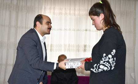 “Mutlu Yüzler, Mutlu Yıllar” 2