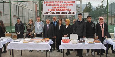 Öğrenciler, Depremzedeler  İçin Kermes Düzenledi
