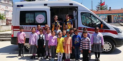 Öğrencilere 112 Acil Sağlık Hizmetleri Farkındalık Eğitimi