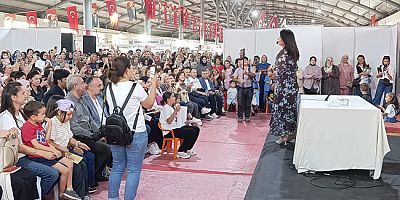 Okurlar Dilek Cesur’u Amasya Kitap Fuarı’nda Yoğun İlgiyle Karşıladı