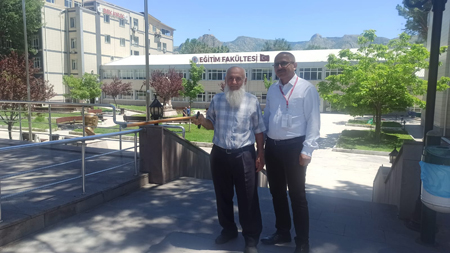 Ön Lisans Mezunu 80Lik Dede Dikey Geçiş Sınavına Girdi