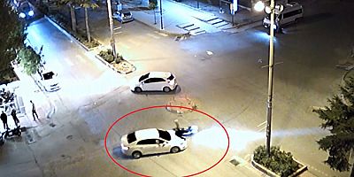 Otomobil Motosiklete Çarpıp Kaçtı