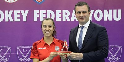 Oymak, Amasya’da Süper Lig’in En İyi Kadın Oyuncusu Seçildi