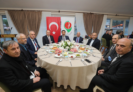 Özel İdare Çalışanlarına Yol İş Sendikasından İftar