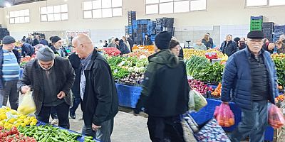 Ramazan Öncesi Pazarda Fiyatlar Düştü