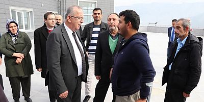 Rektör Turabi Engelli Personel ve Öğrencilerle Yemekte Buluştu