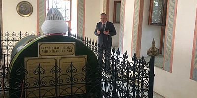 Rektör Turabi Mesaiye Burada Dua Ederek Başlıyor