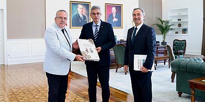 Rektör Turabi, Sağlık  Bakanını Ziyaret Etti