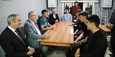 Rektör Turabi, Suluova Kız ve Erkek Yurdunu Ziyaret Etti