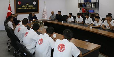 Şanlıurfalı Öğrencilerden Müdür Türkmen’e Ziyaret