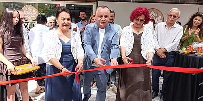Sonsuz Art Sanat Atölyesi’nin  Kapıları Sanatseverler İçin Açıldı
