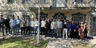 Üniversite Öğrencilerinden Kariyer Etkinliği