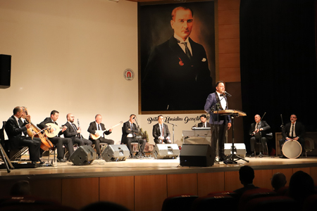 Üniversitede 14Üncü Bahar Şenlikleri Konserle Başladı