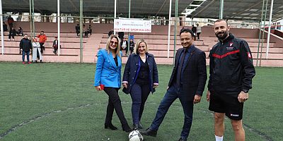 Üniversitede Futbol Turnuvası