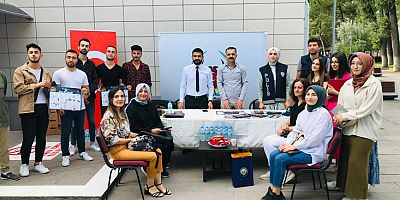Üniversiteye Yeni Başlayan  Öğrencileri Bilgilendirdi
