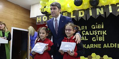 Vali Bakan, Atatürk İlkokulu'nda Karne Heyecanına Ortak Oldu