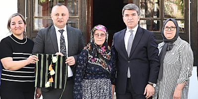 Vali Bakan, Halk Eğitimi Merkezi Sanatevi’ni Ziyaret Etti