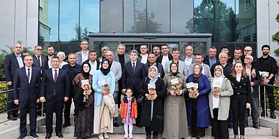 Vali Bakan İlimizde Tarımsal Üretime  Katkı Sunan Çiftçilerle Bir Araya Geldi