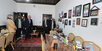 Vali Doruk, Geleneksel Türk Sanatları Merkezini Ziyaret Etti