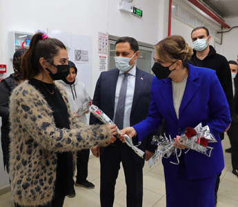Vali Masatlı Ve Eşinden Kadınlar Günü Ziyareti