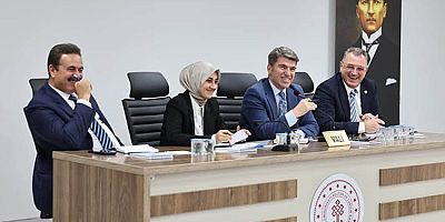 Vali ve Milletvekilleri  Muhtarlarla Buluştu