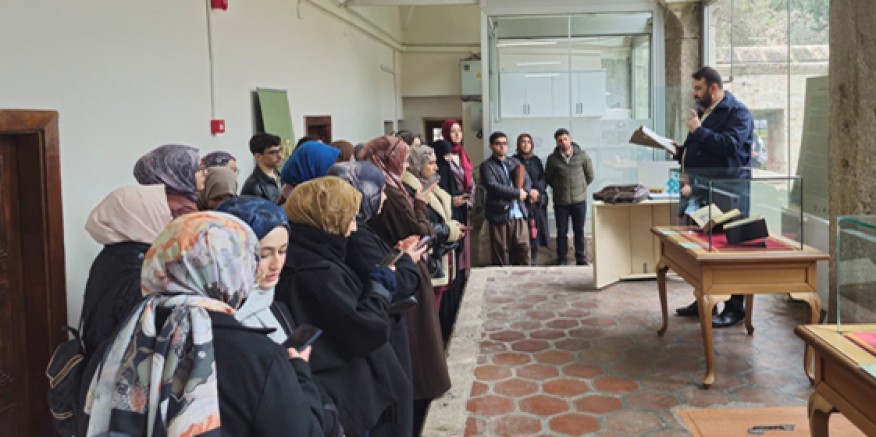 Üniversitede Şeyh Hamdullah Üzerine  Konferans ve Uygulamalı İnceleme