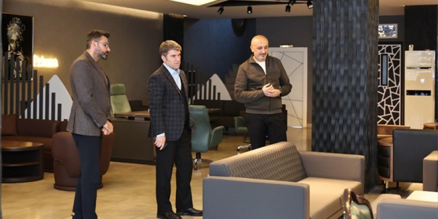 Vali Önder Bakan 4Line Mobili  Park Firmasına Ziyarette Bulundu