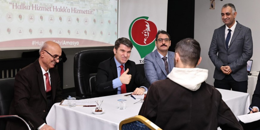 Vali Önder Bakan, Vatandaşların Talep ve Önerilerini Dinledi