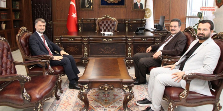 Vekil İpek, İl Müftüsü Yavuz’u Makamında Ziyaret Etti