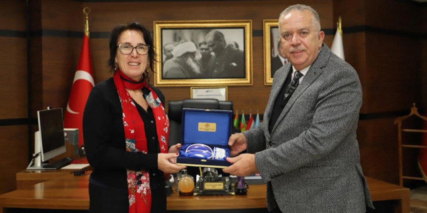 YÖK Basın ve Halkla İlişkiler Müşaviri Savaşçıoğlu’ndan Amasya Üniversitesi’ne Ziyaret