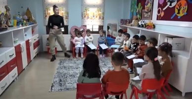 Anaokulu Öğrencileri Polis ve Askerlere Mektup Gönderdi