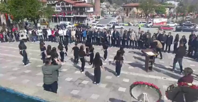 Amasya’da Turizm Haftası Dolasıyla Törenle Çelenk Sunumu Yapıldı