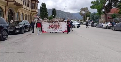 “Dünya Yaşlılar Günü” Yürüyüşü Düzenlendi