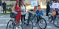Amasyalı Süslü Kadınlar Bisikletleriyle Yollara Çıktı