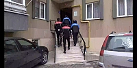 “Hırsız” Geldi Diyen Polislere Kapıları Açtılar