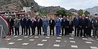 Ahilik Haftası Kutlamaları Çelenk Töreniyle Başladı