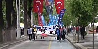 Amasya’da 1 Mayıs Yağmur Altında Kutlandı